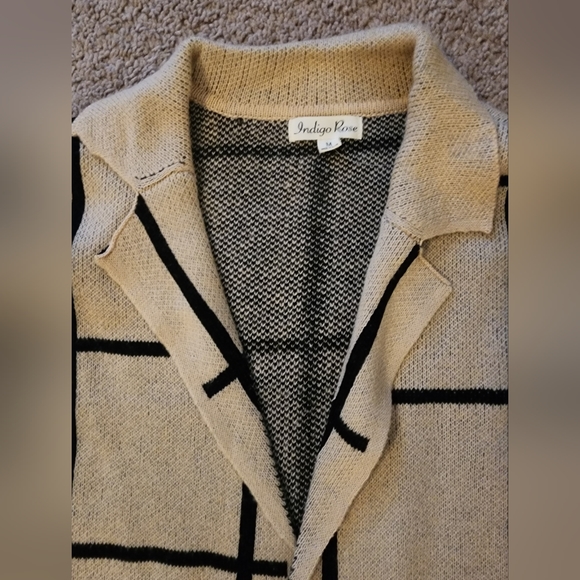 Indigo Rose Long Cardigan - Picture 2 of 4